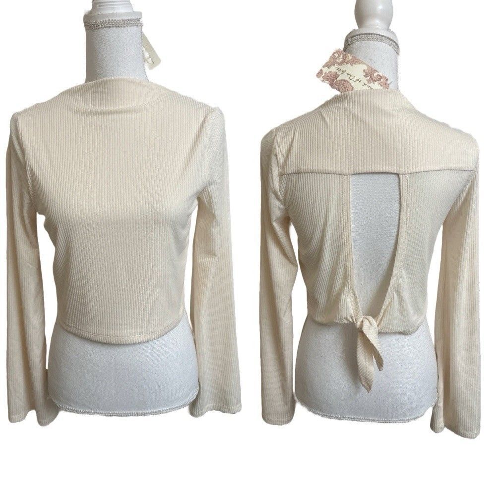 NWT BAND OF THE FREE Women's S Avril Cream Mock Neck Crop Top Long Sleeve